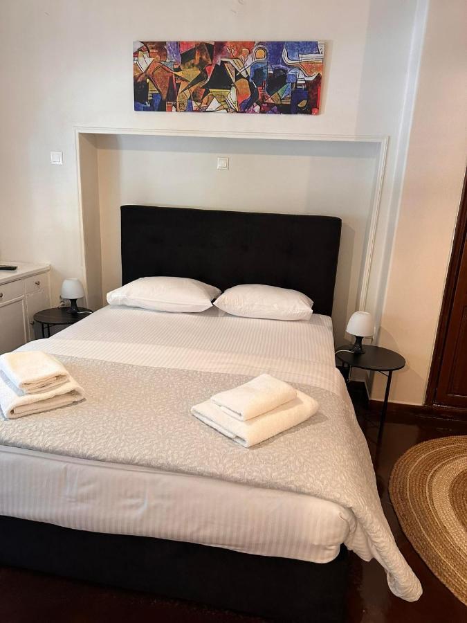 Check Point - Parthenon Apartment Athena Bagian luar foto