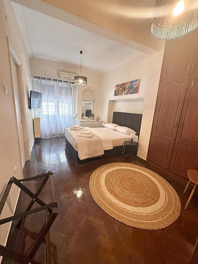 Check Point - Parthenon Apartment Athena Bagian luar foto