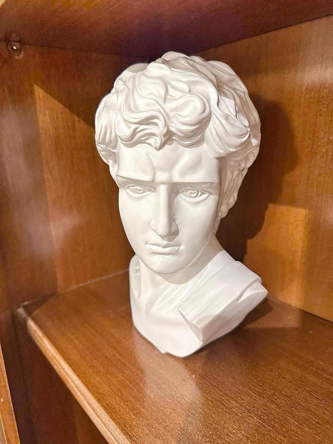 Check Point - Parthenon Apartment Athena Bagian luar foto